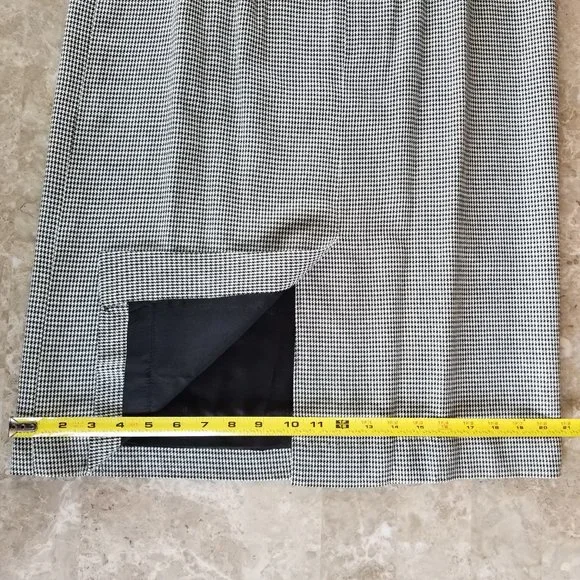 Like NEW Classic Black/White Houndstooth Skirt Size 10 Made in USA - Picture 7 of 10